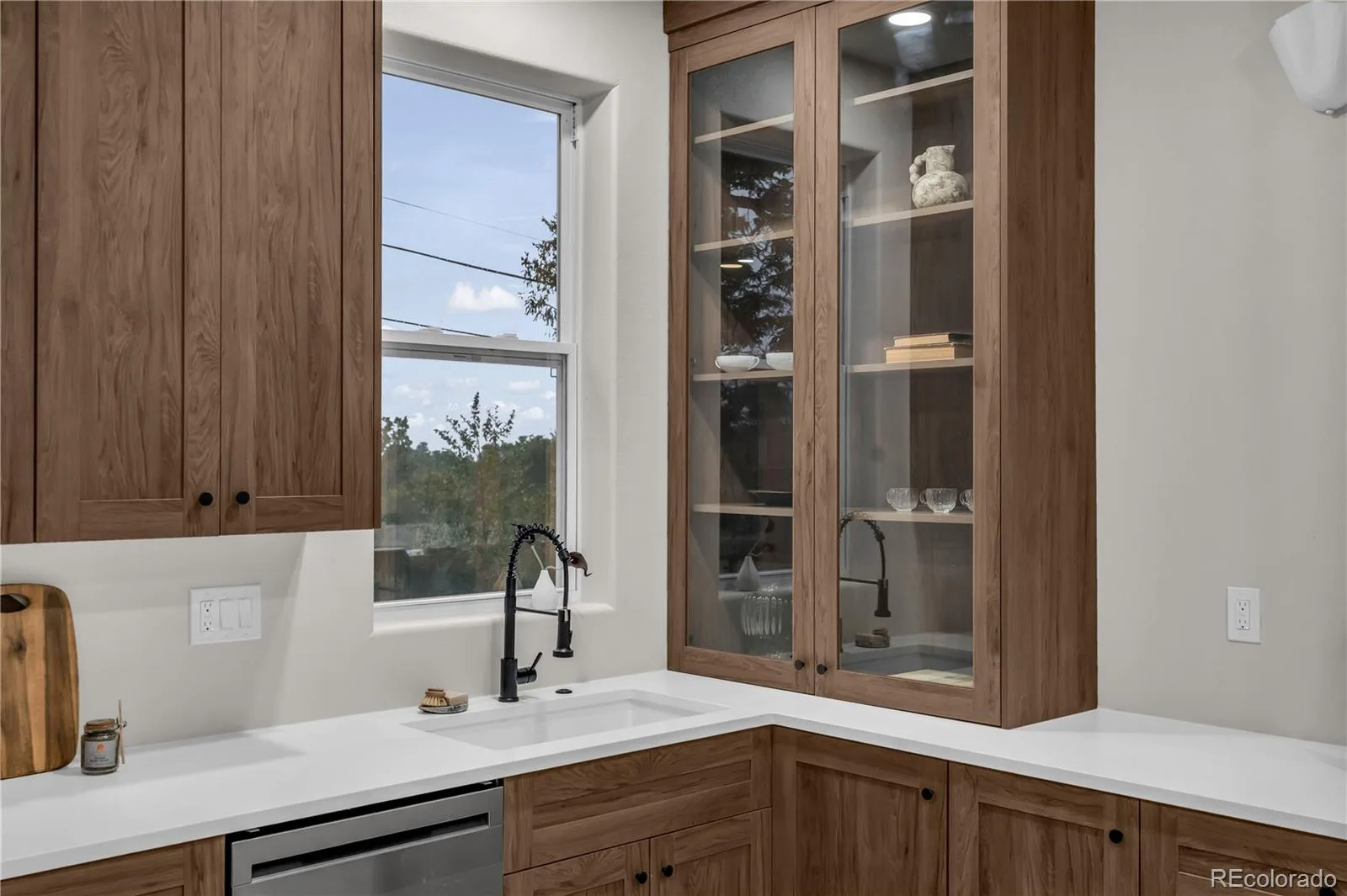 3091 S Holly Place Denver CO 80222 | MLS #REC9144553 08182026174516 1600 19