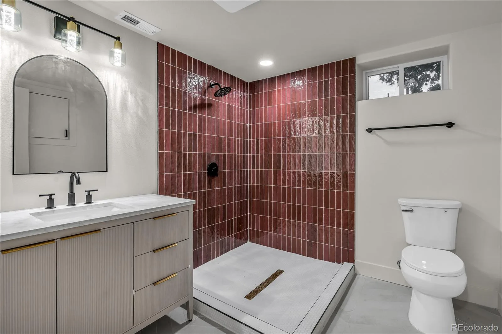3091 S Holly Place Denver CO 80222 | MLS #REC9144553 08182026174516 1600 36
