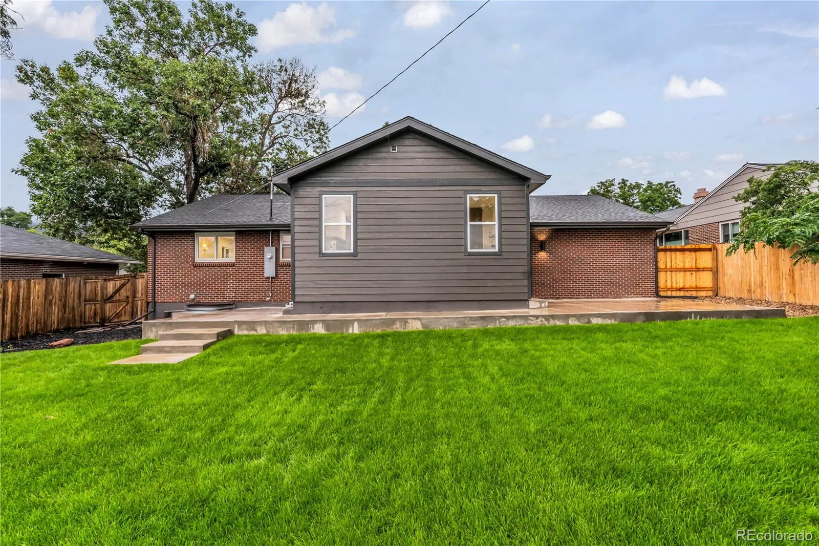 3091 S Holly Place Denver CO 80222 | MLS #REC9144553 08182026174516 1600 49