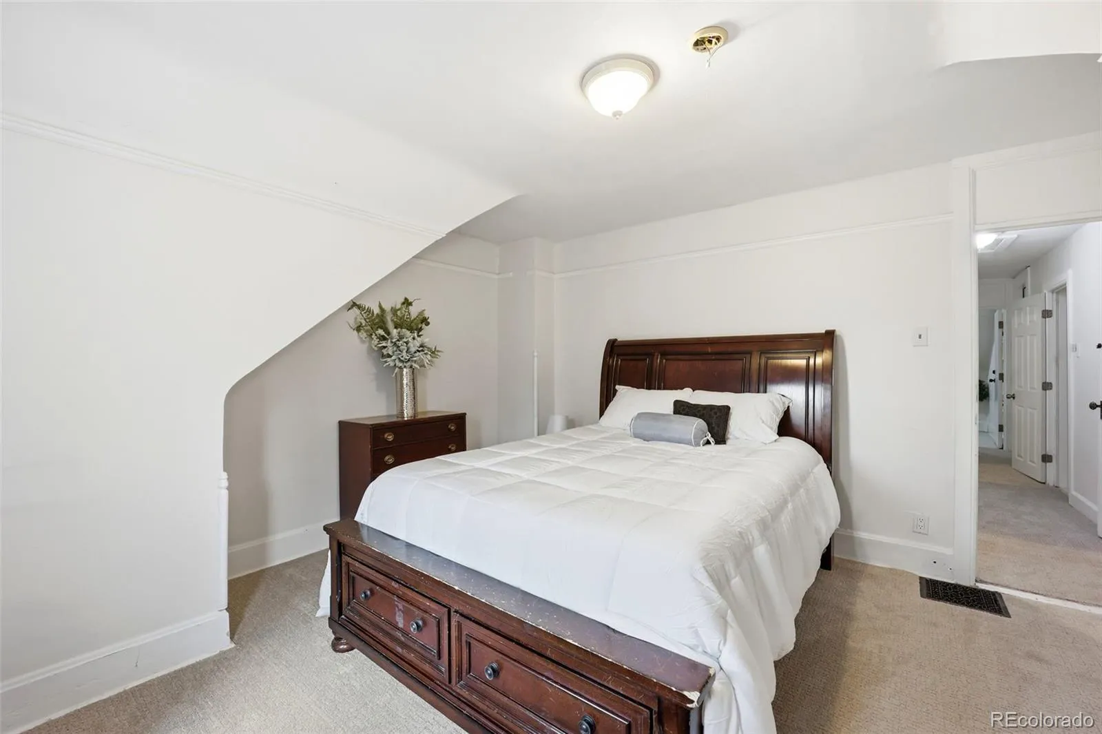 4635 W 38th Avenue Denver CO 80212 MLS #REC9146755 05032026001131 1600 30