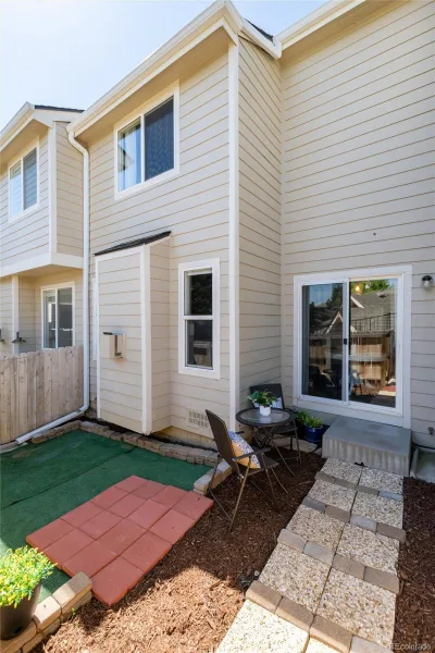 18397 E Alabama Place #D Aurora CO 80017 | MLS #REC9146851 08132026143525 800 25