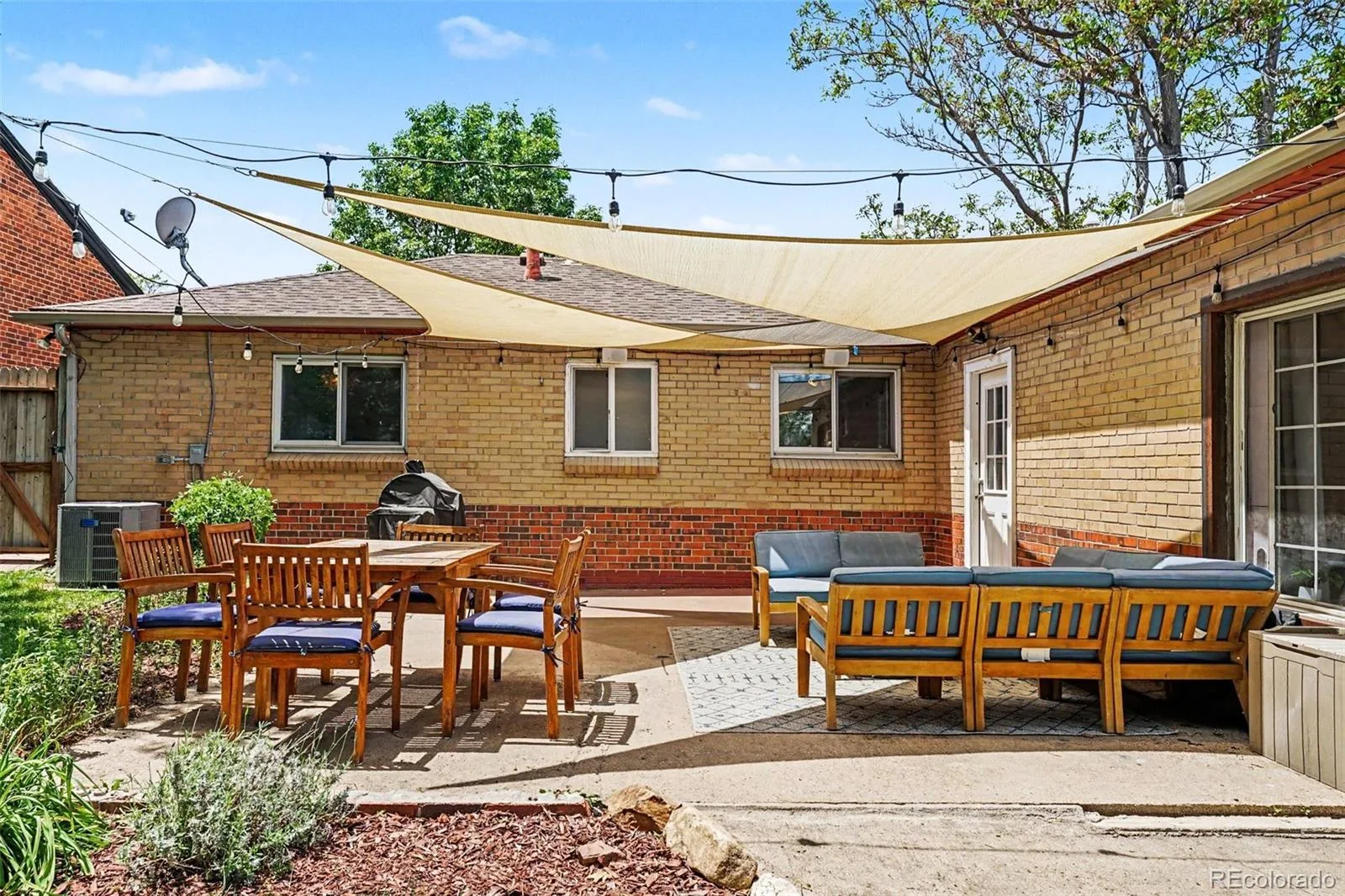 3078 Albion Street Denver CO 80207 MLS #REC9146861 06082026211347 1600 28