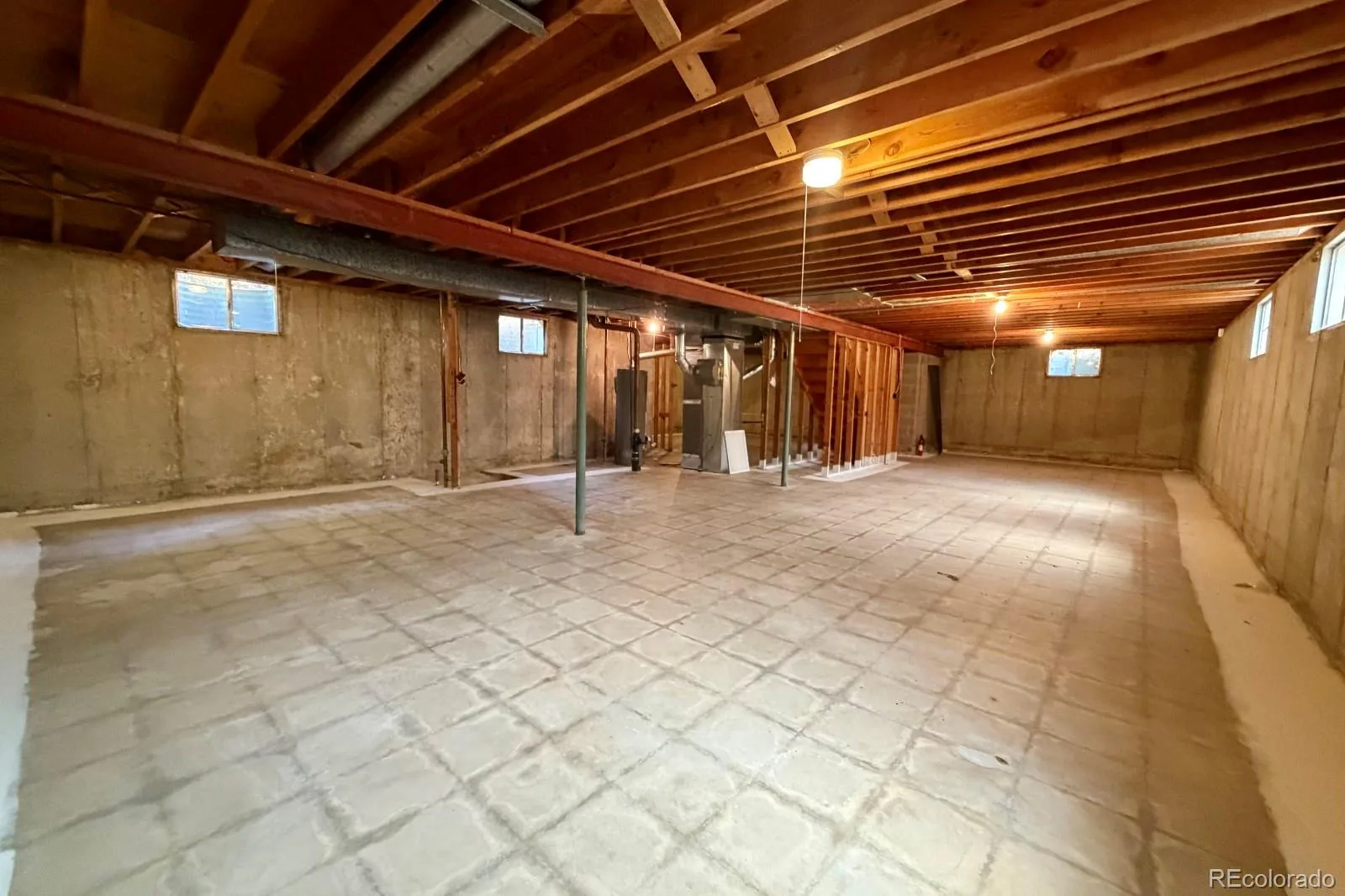 1114 S Oakland Street Aurora CO 80012 | MLS #REC9147844 08132026001528 1600 16
