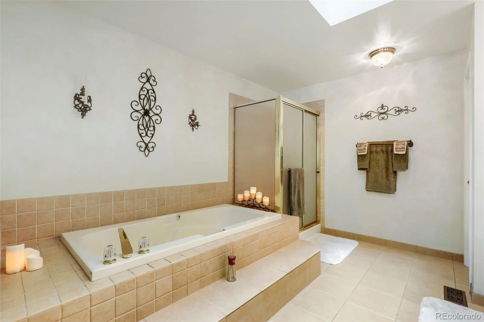 10000 E Yale Avenue #7 Denver CO 80231 MLS #REC9148033 06042026143858 1600 14