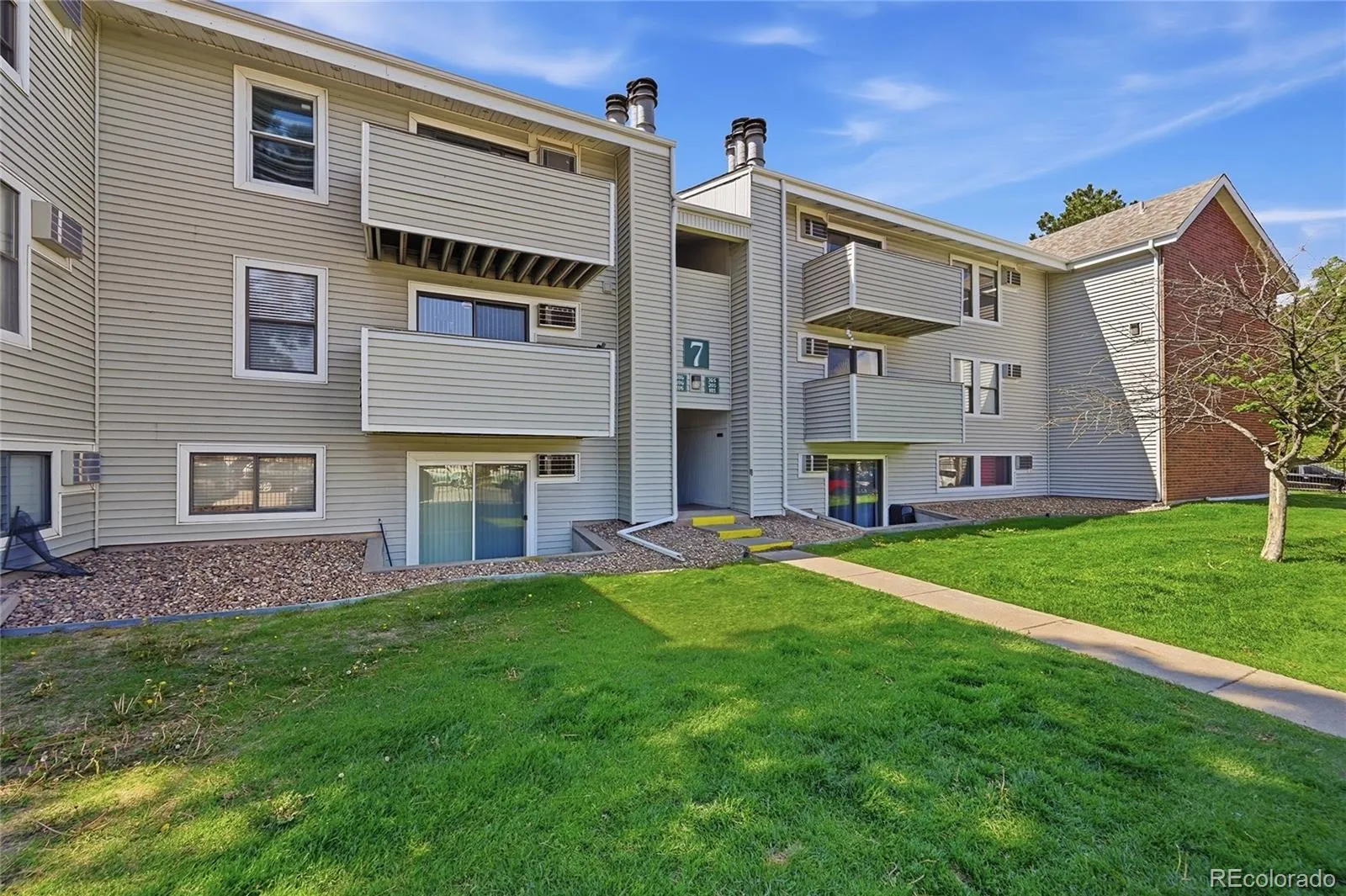 10150 E Virginia Avenue #7-305 Denver CO 80247 MLS #REC9150708 05152026055336 1600 22