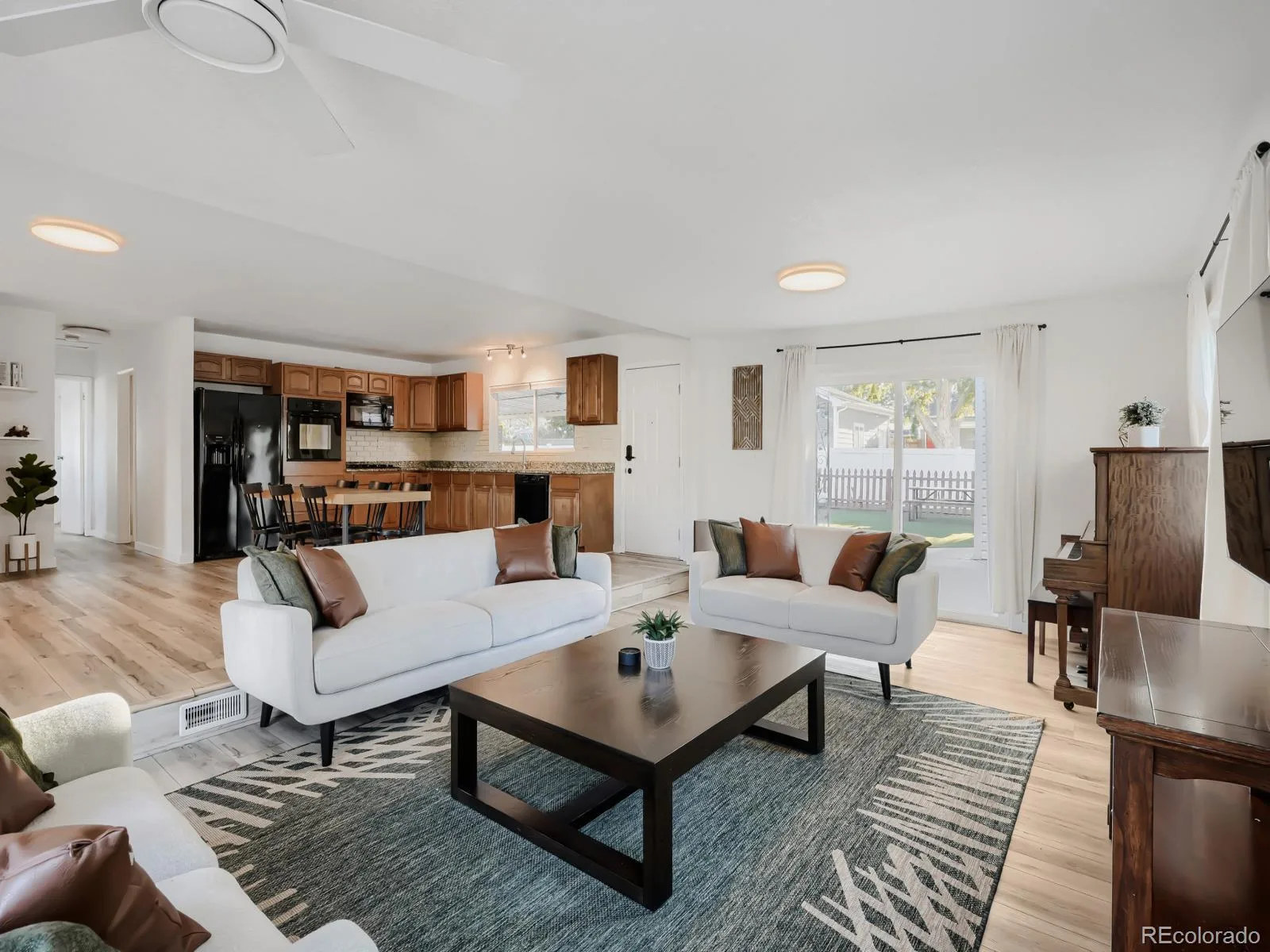 5533 Raritan Way Denver CO 80221 | MLS #REC9152774 08212026225943 1600 2