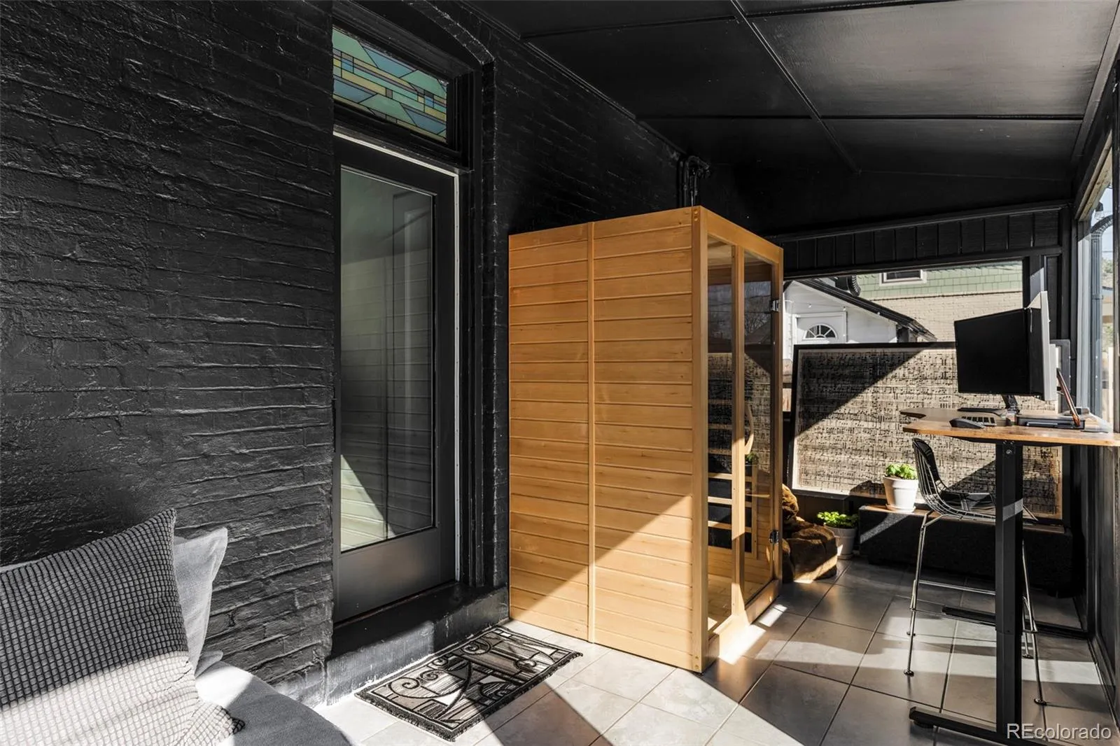 04082026165529 1600 26