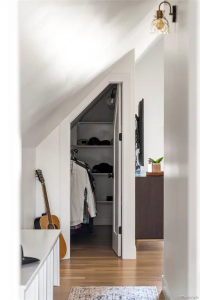 04082026165529 800 17