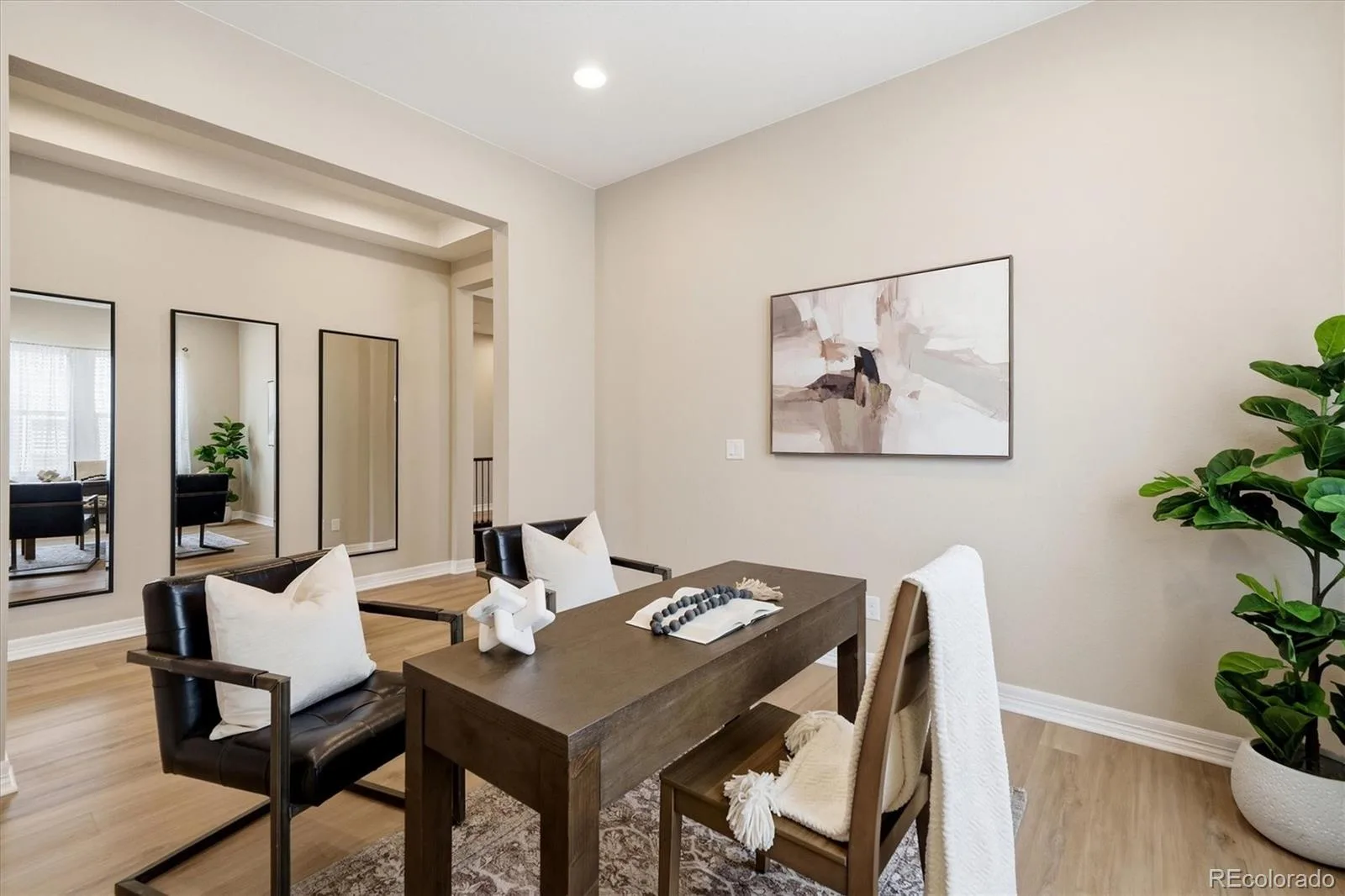 8641 S De Gaulle Court Aurora CO 80016 | MLS #REC9156295 09222026141348 1600 15