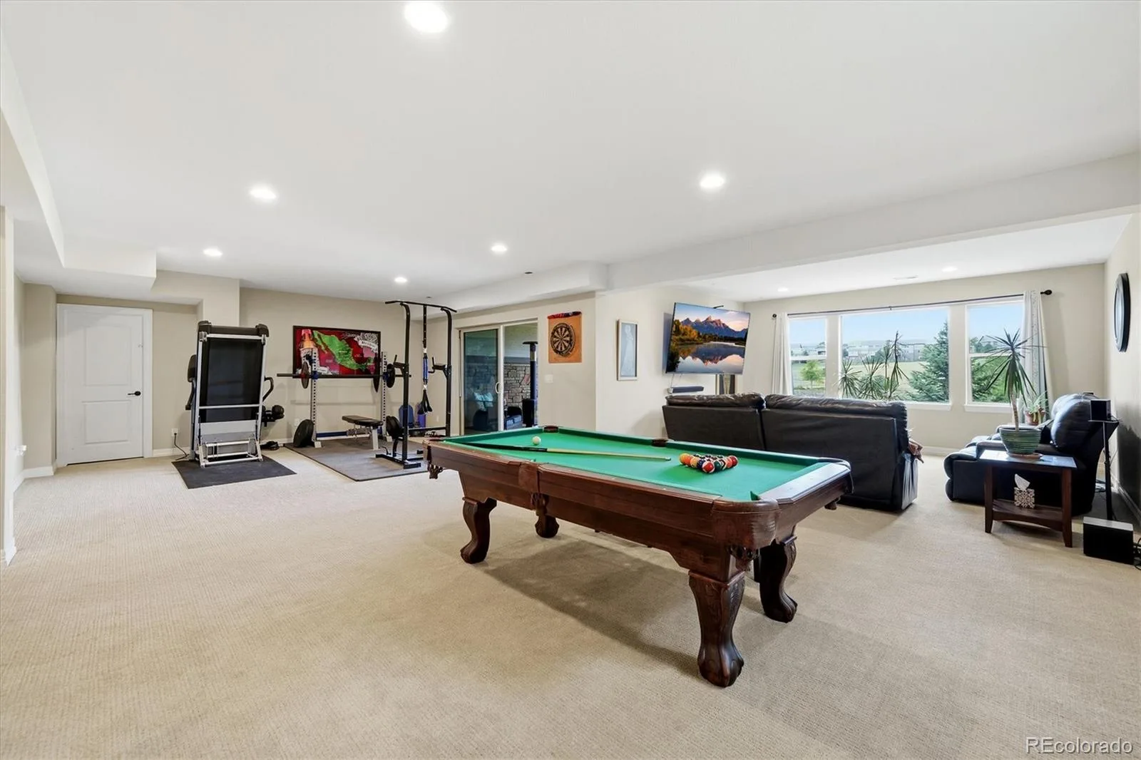 8641 S De Gaulle Court Aurora CO 80016 | MLS #REC9156295 09222026141348 1600 32