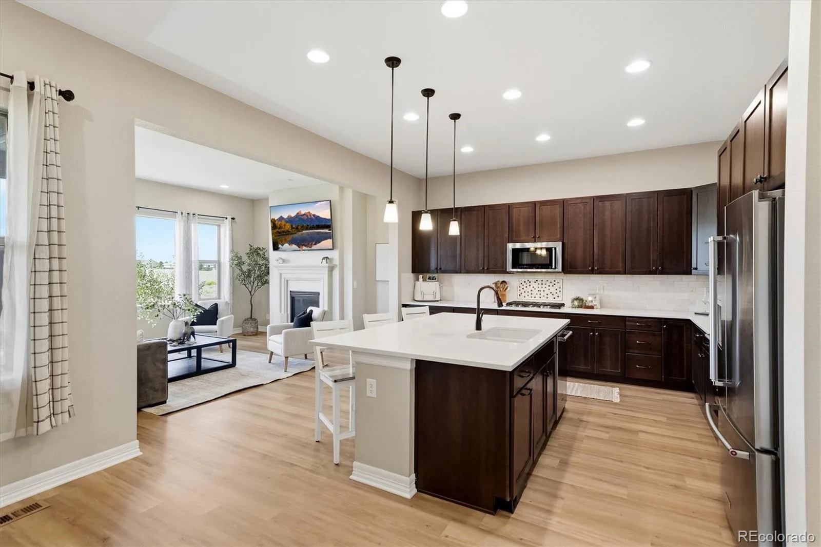 8641 S De Gaulle Court Aurora CO 80016 | MLS #REC9156295 09222026141348 1600 5