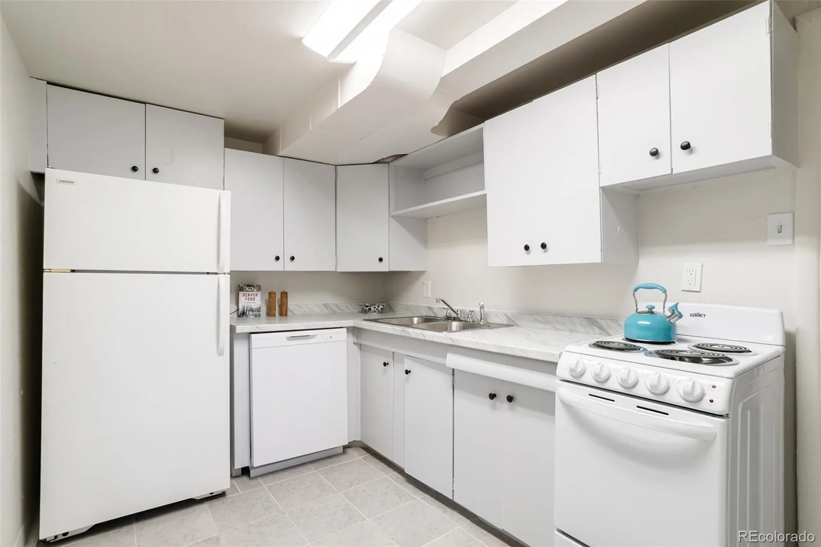 5683 W 41st Avenue Denver CO 80212 MLS #REC4811171 07022026213834 1600 15