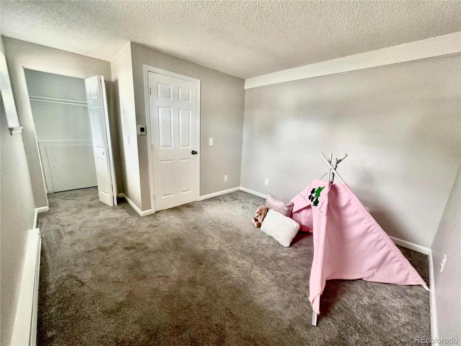 17934 E Iowa Drive Aurora CO 80017 | MLS #REC9157127 07092026134729 1600 26