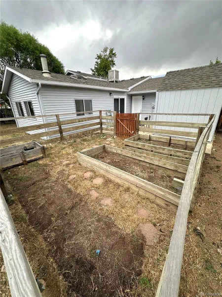 17934 E Iowa Drive Aurora CO 80017 | MLS #REC9157127 07092026134729 800 34