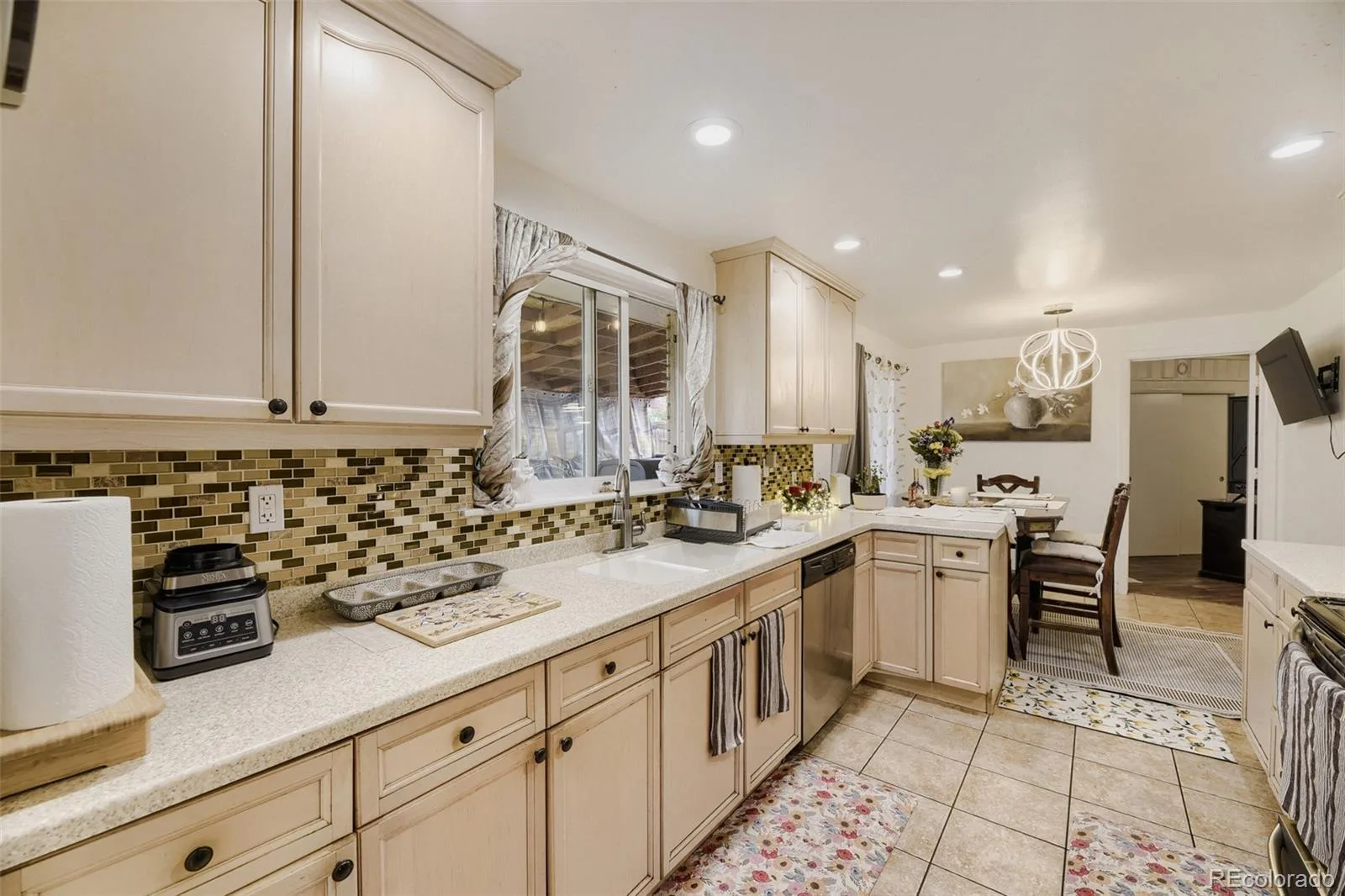 535 Zenobia Street Denver CO 80204 | MLS #REC9157308 08192026193037 1600 8