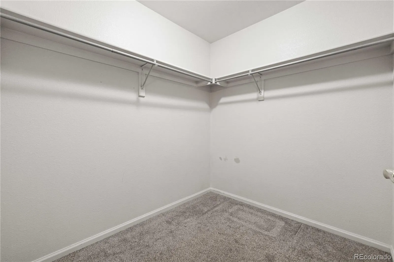 8200 E 8th Avenue #1203 Denver CO 80230 MLS #REC9162543 05182026225811 1600 14