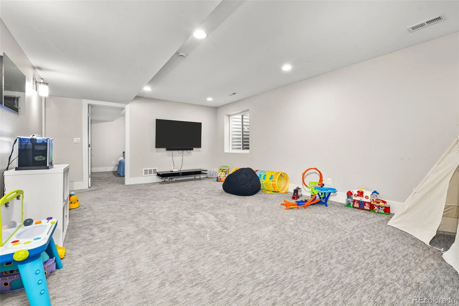 4477 N Vrain Street Denver CO 80212 MLS #REC9162937 06182026234416 1600 38