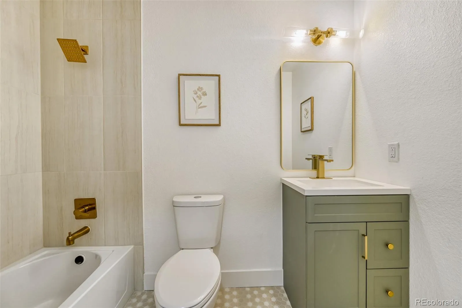 04222026011856 1600 11