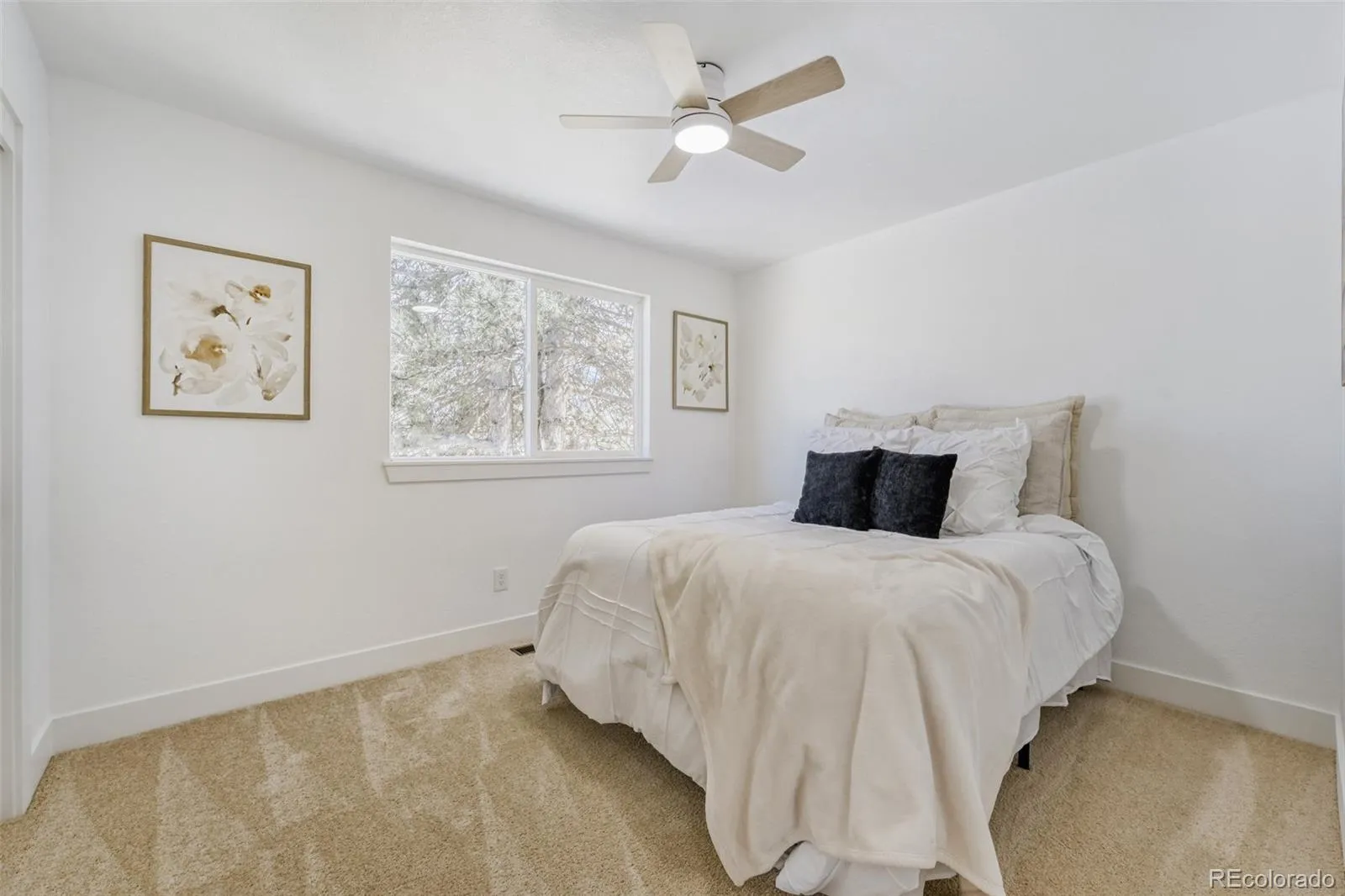 04222026011856 1600 12