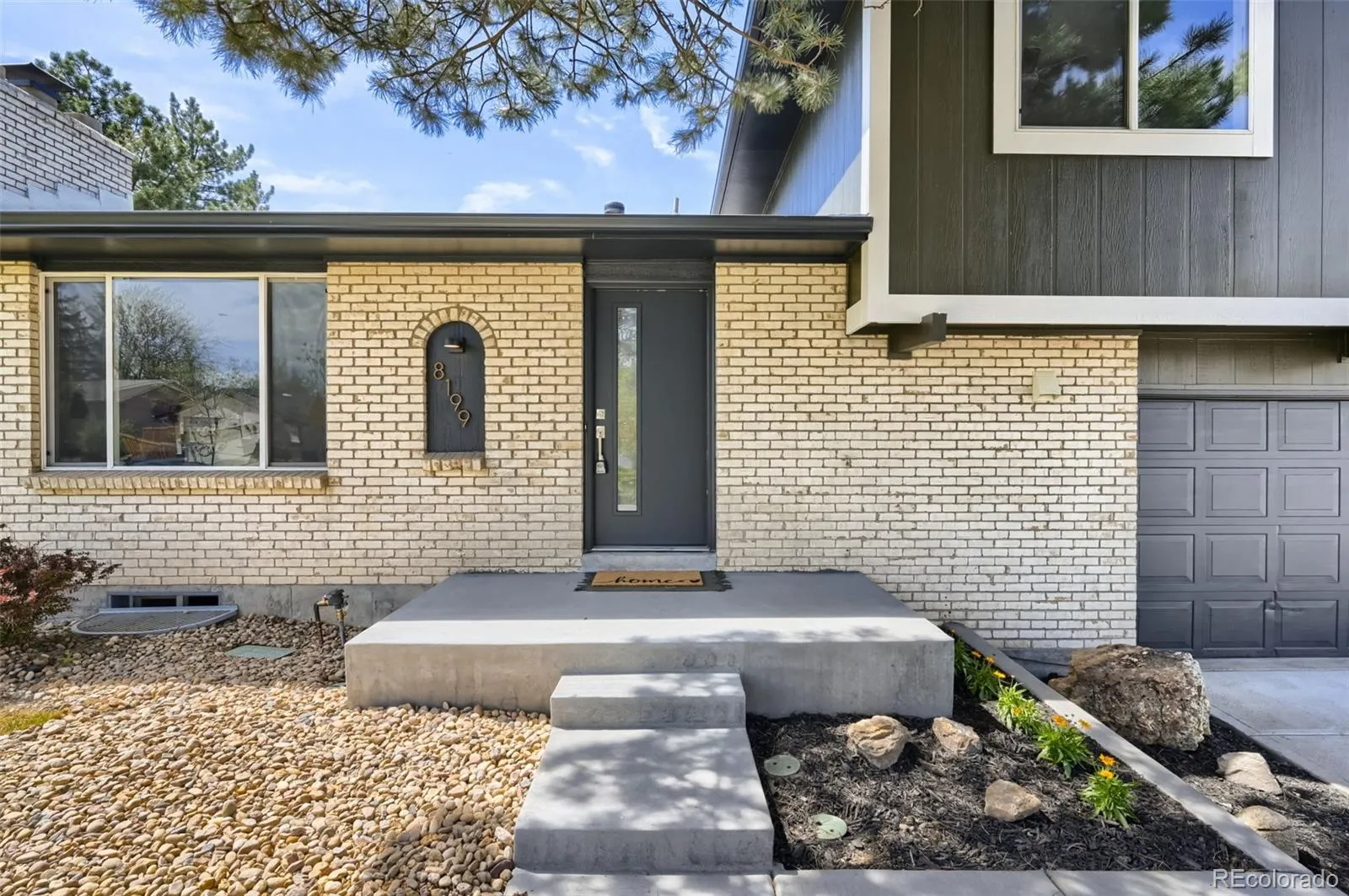 04222026011856 1600 21