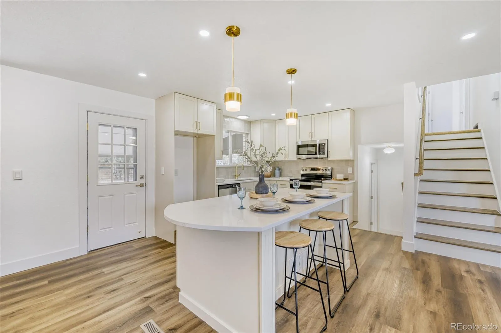 04222026011856 1600 7