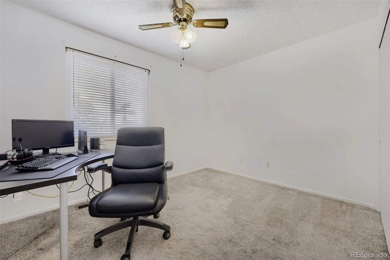 445 Hickory Place Broomfield CO 80020 | MLS #REC9166503 08112026043253 1600 14