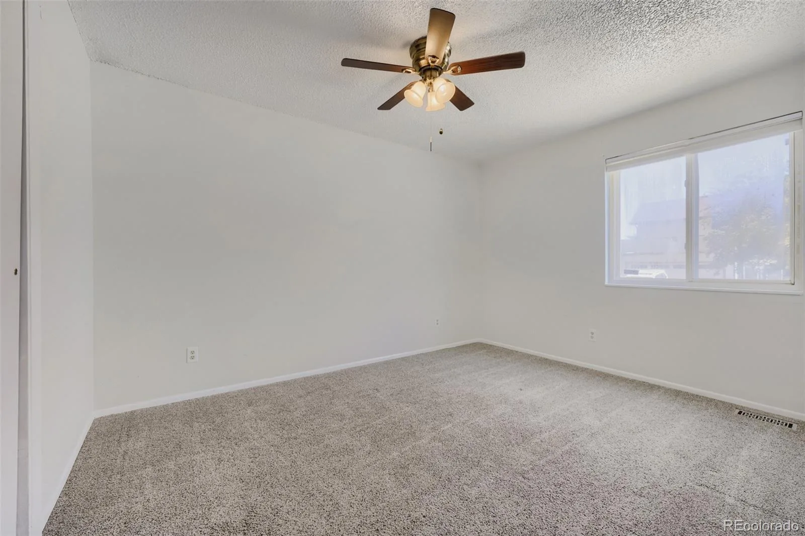 445 Hickory Place Broomfield CO 80020 | MLS #REC9166503 08112026043253 1600 15