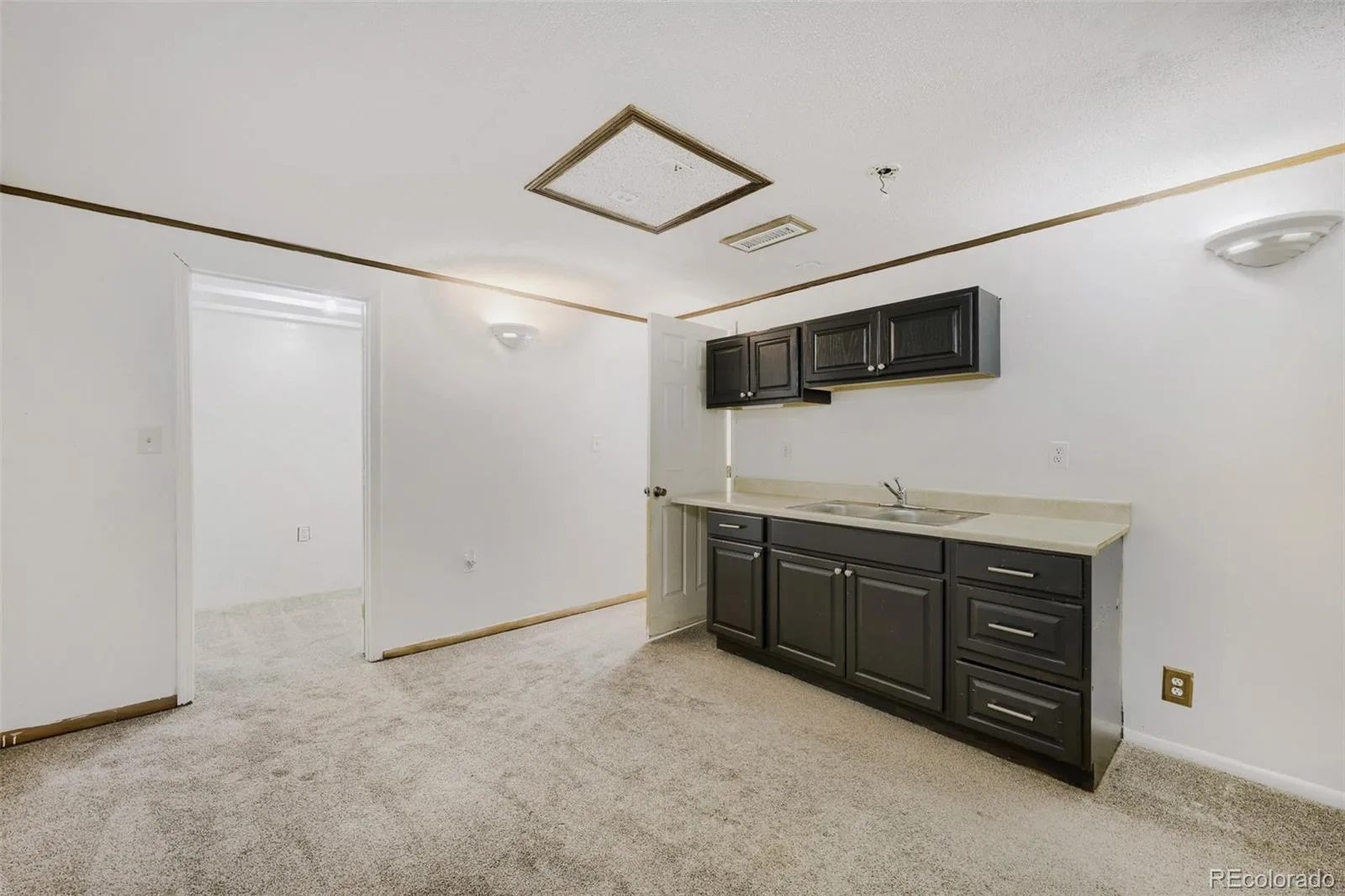 445 Hickory Place Broomfield CO 80020 | MLS #REC9166503 08112026043253 1600 19