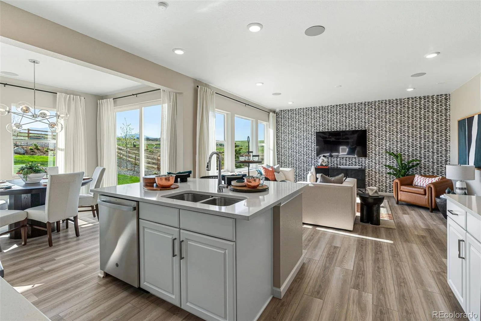 16945 W 92nd Loop Arvada CO 80007 | MLS #REC9167547 08212026225948 1600 13