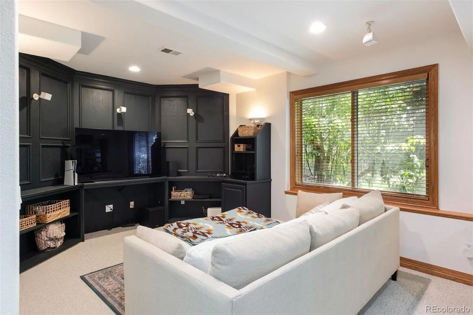 03072026180700 1600 38