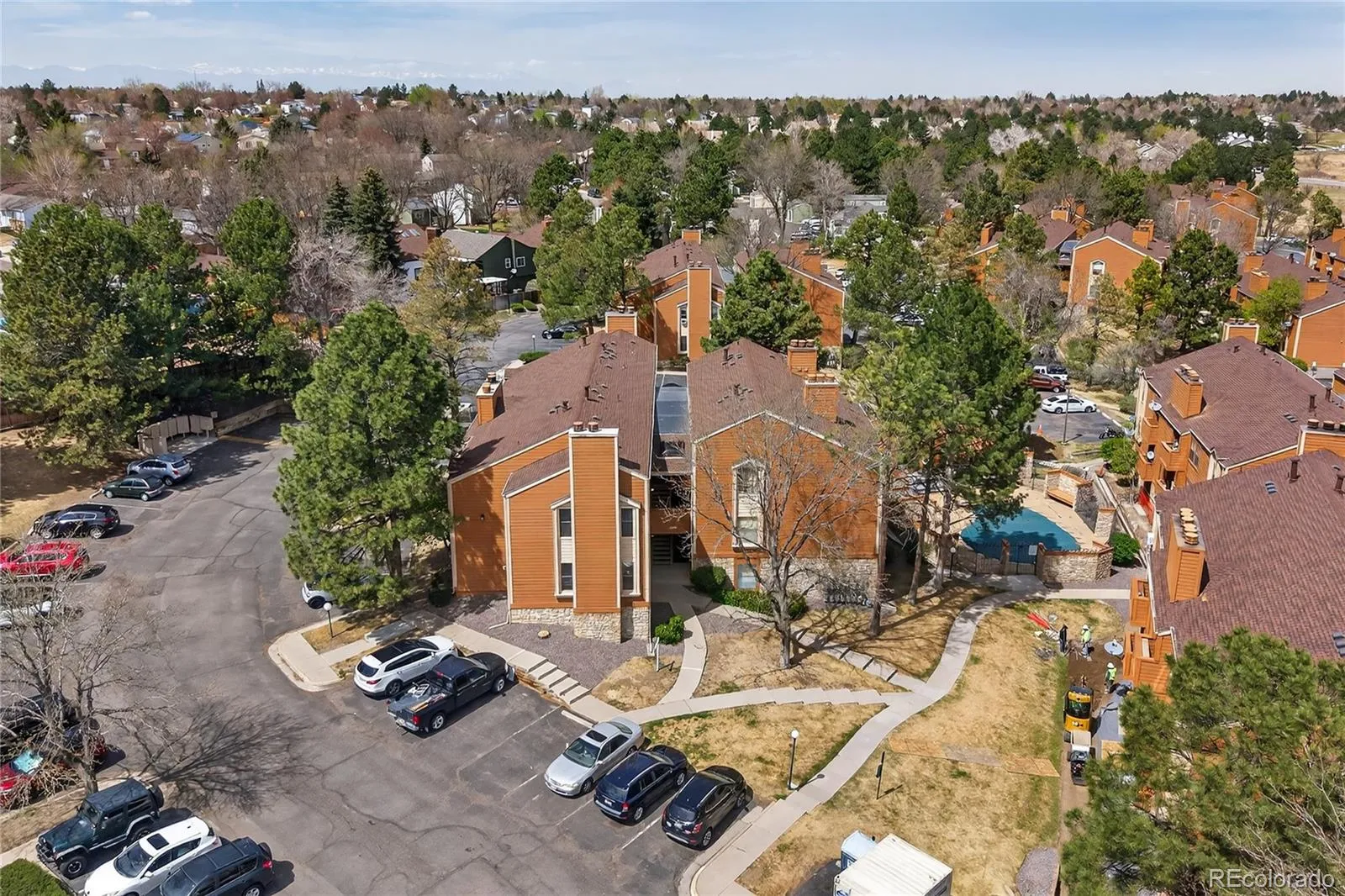 4292 S Salida Way #11 Aurora CO 80013 MLS #REC9169775 04092026224035 1600 19