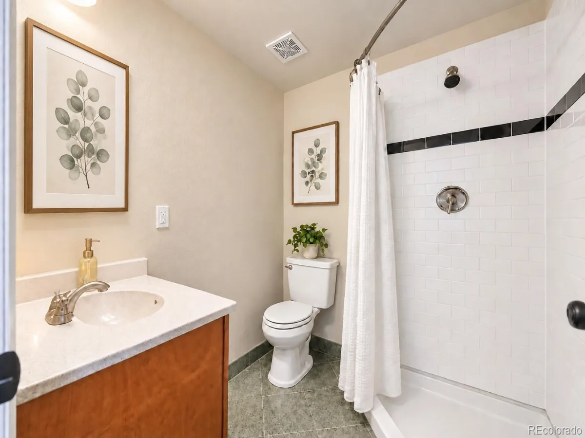 19376 E Hampden Place Aurora CO 80013 | MLS #REC9169818 10102026074056 1200 22