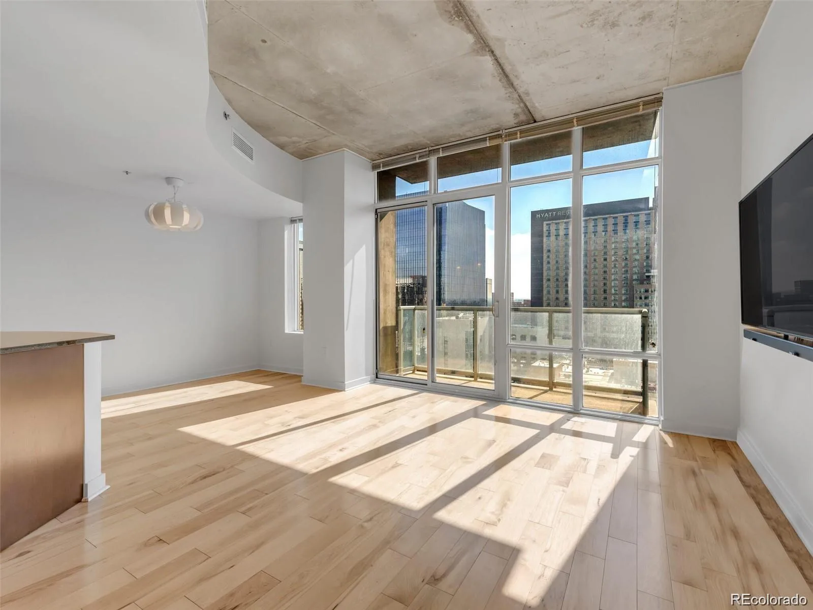 891 14th Street #2611 Denver CO 80202 | MLS #REC9170564 10082026210147 1600 19