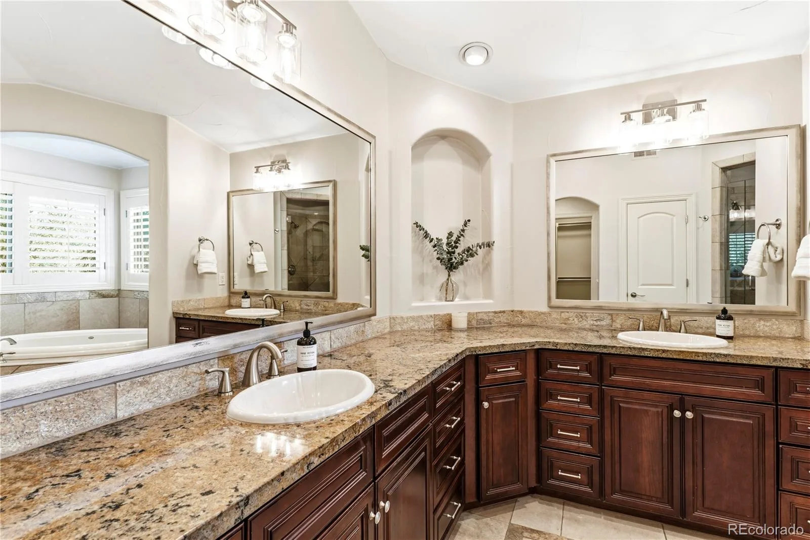 1325 S Josephine Street Denver CO 80210 | MLS #REC9170648 09232026153230 1600 22