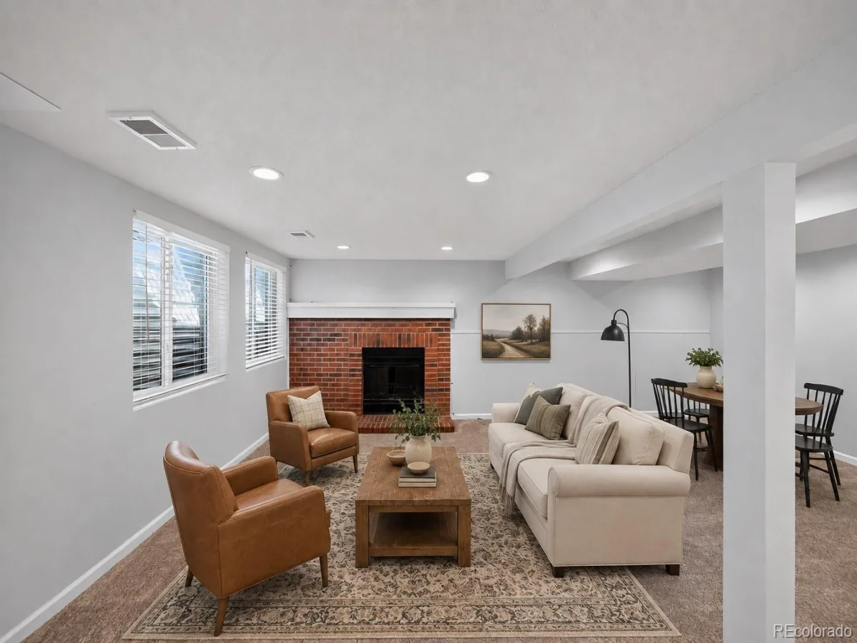 1902 S Truckee Street Aurora CO 80013 | MLS #REC9171859 08312026220949 1200 26