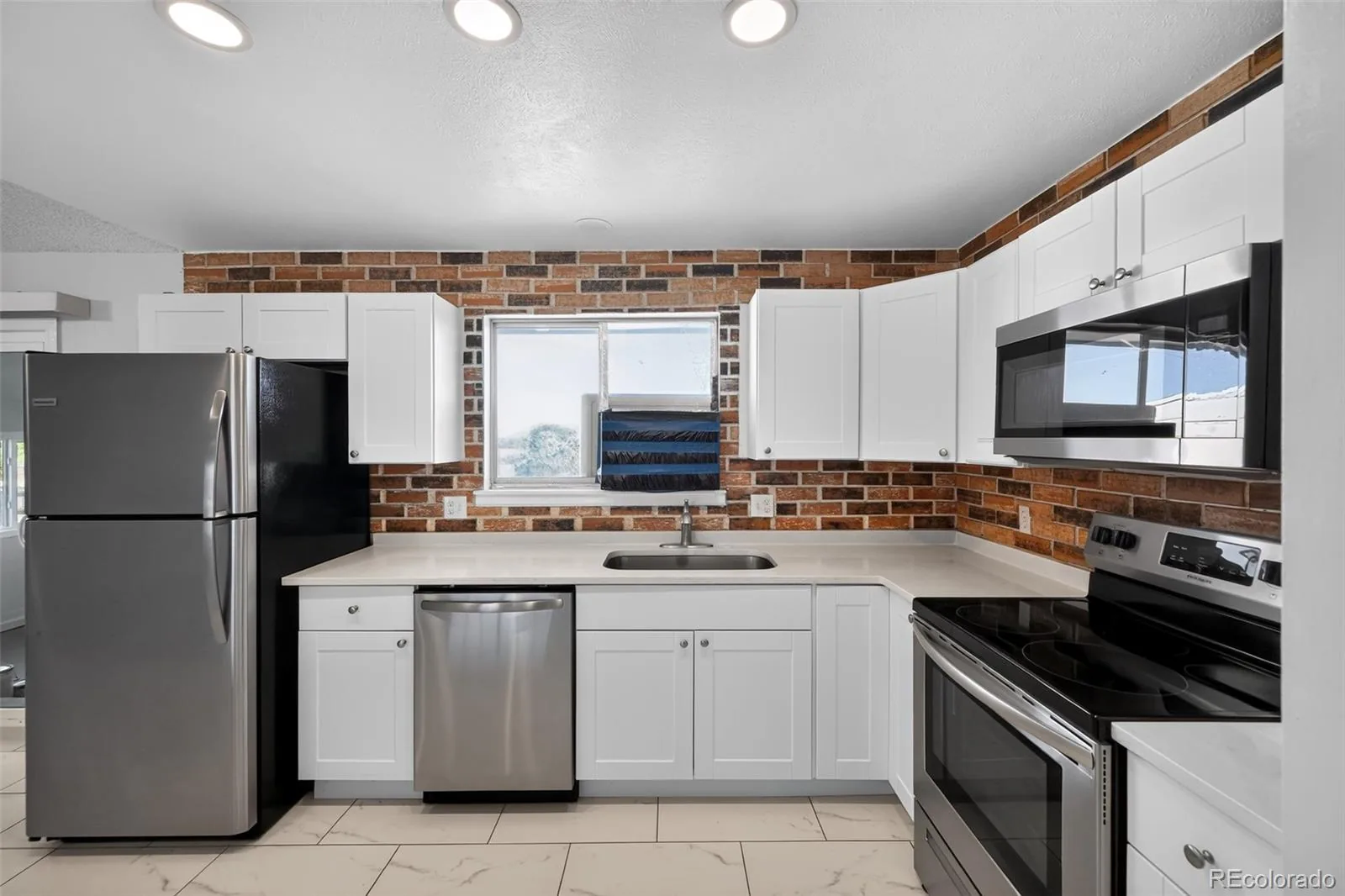 1902 S Truckee Street Aurora CO 80013 | MLS #REC9171859 08312026220949 1600 1