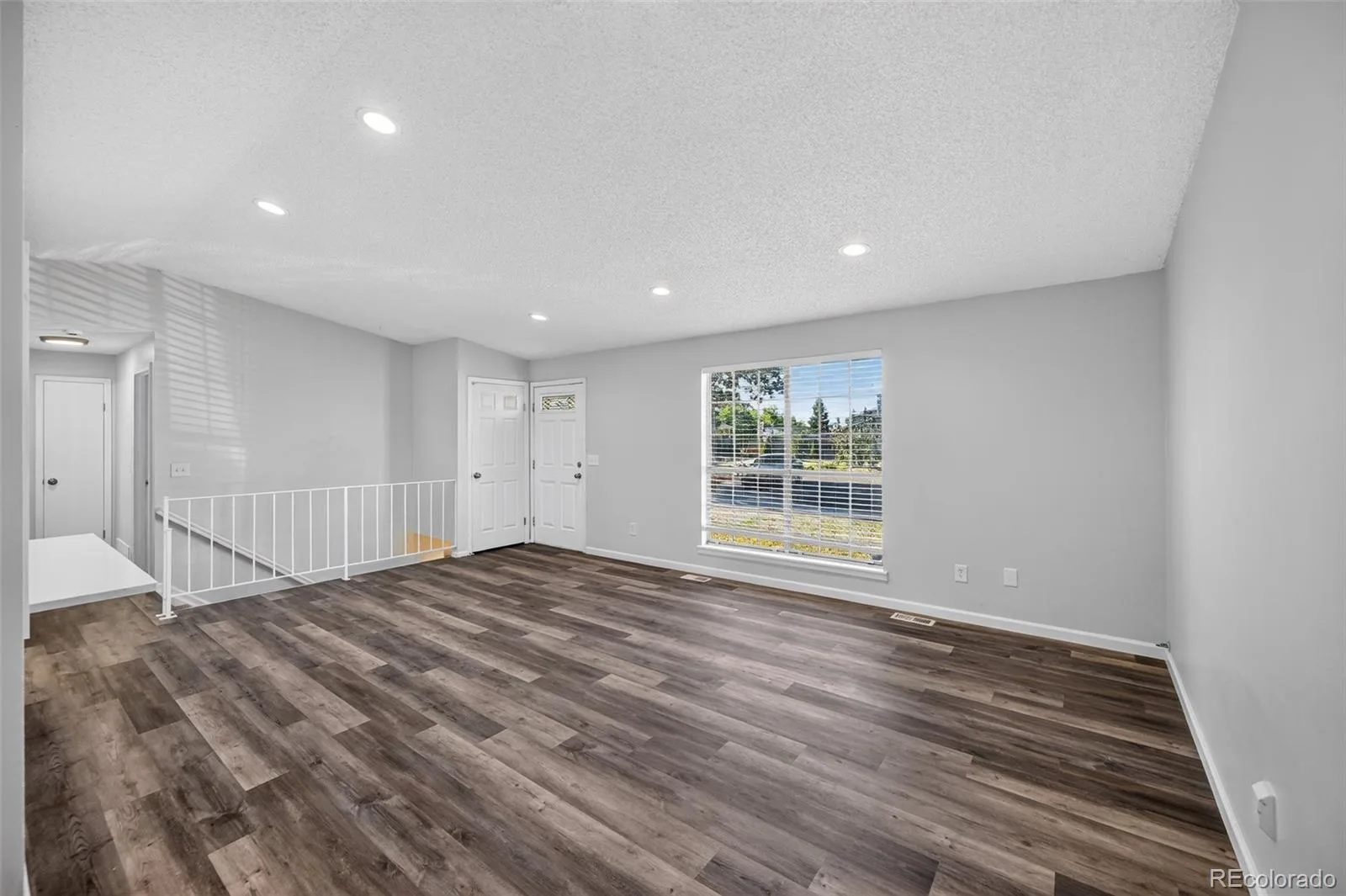 1902 S Truckee Street Aurora CO 80013 | MLS #REC9171859 08312026220949 1600 10