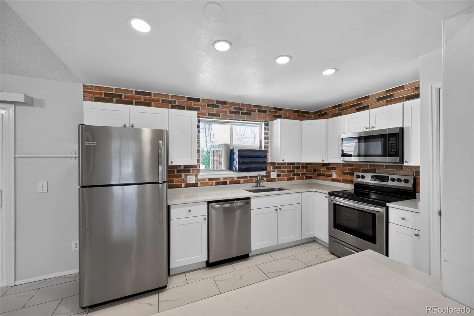 1902 S Truckee Street Aurora CO 80013 | MLS #REC9171859 08312026220949 1600 2