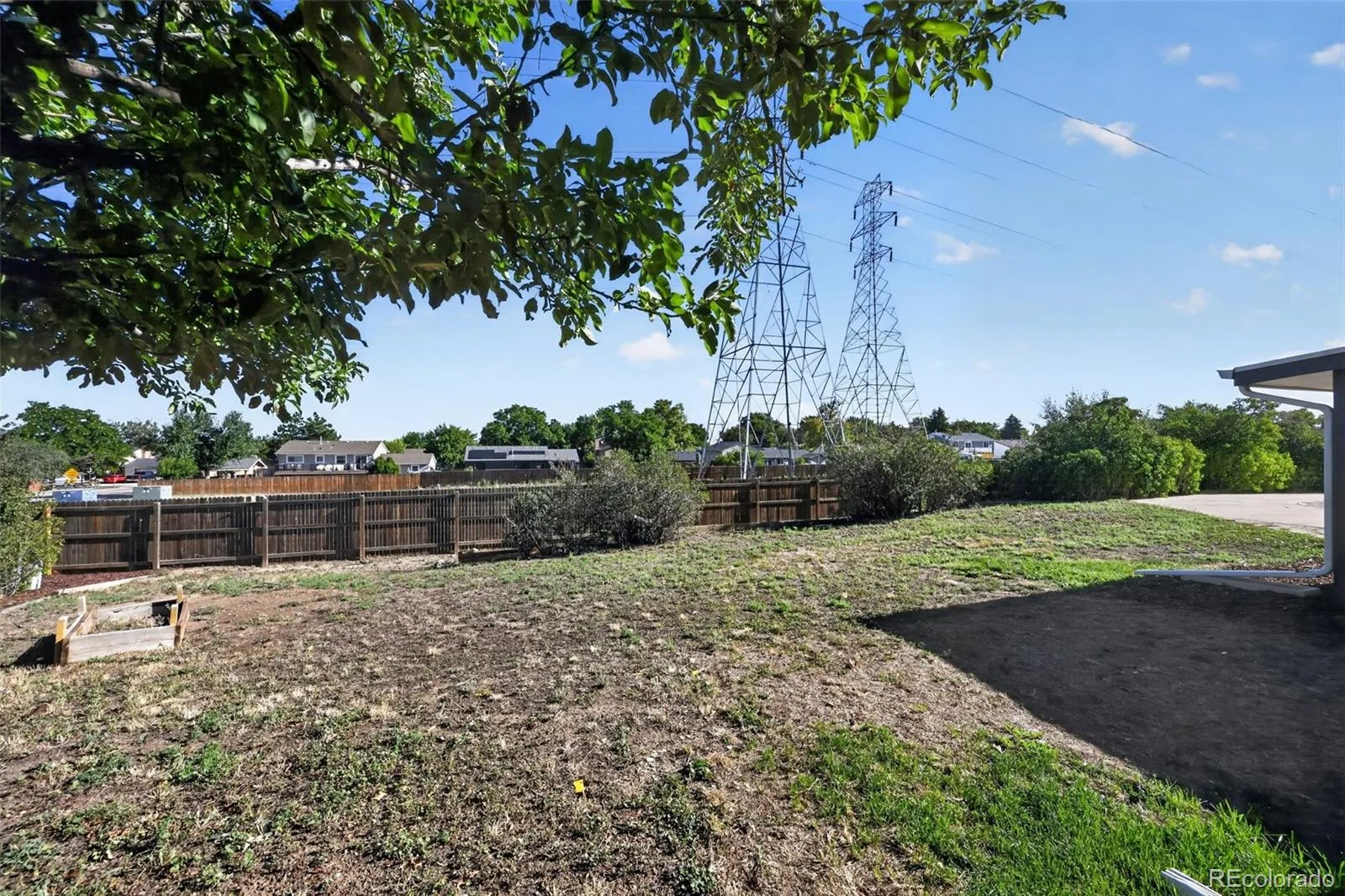 1902 S Truckee Street Aurora CO 80013 | MLS #REC9171859 08312026220949 1600 40