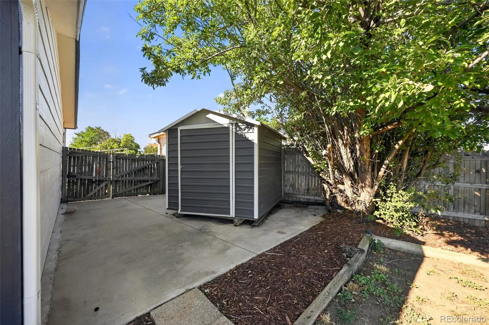 1902 S Truckee Street Aurora CO 80013 | MLS #REC9171859 08312026220949 1600 43