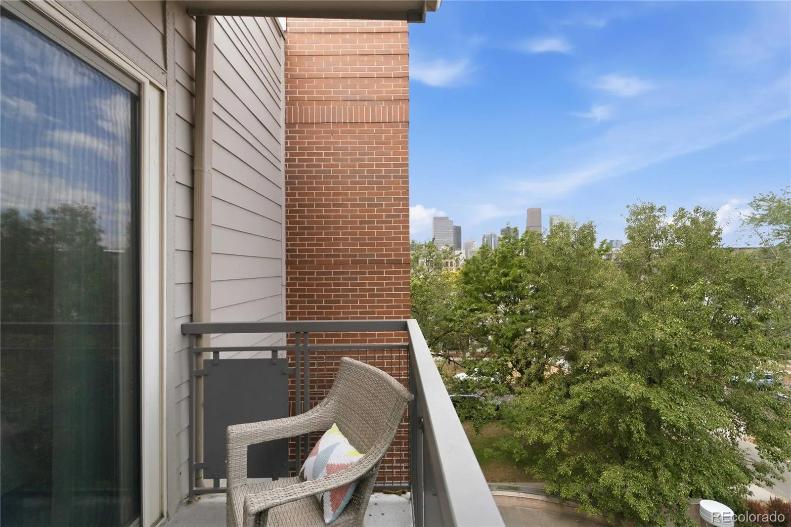 1700 N Emerson Street #304 Denver CO 80218 | MLS #REC9174691 08102026151613 1600 24