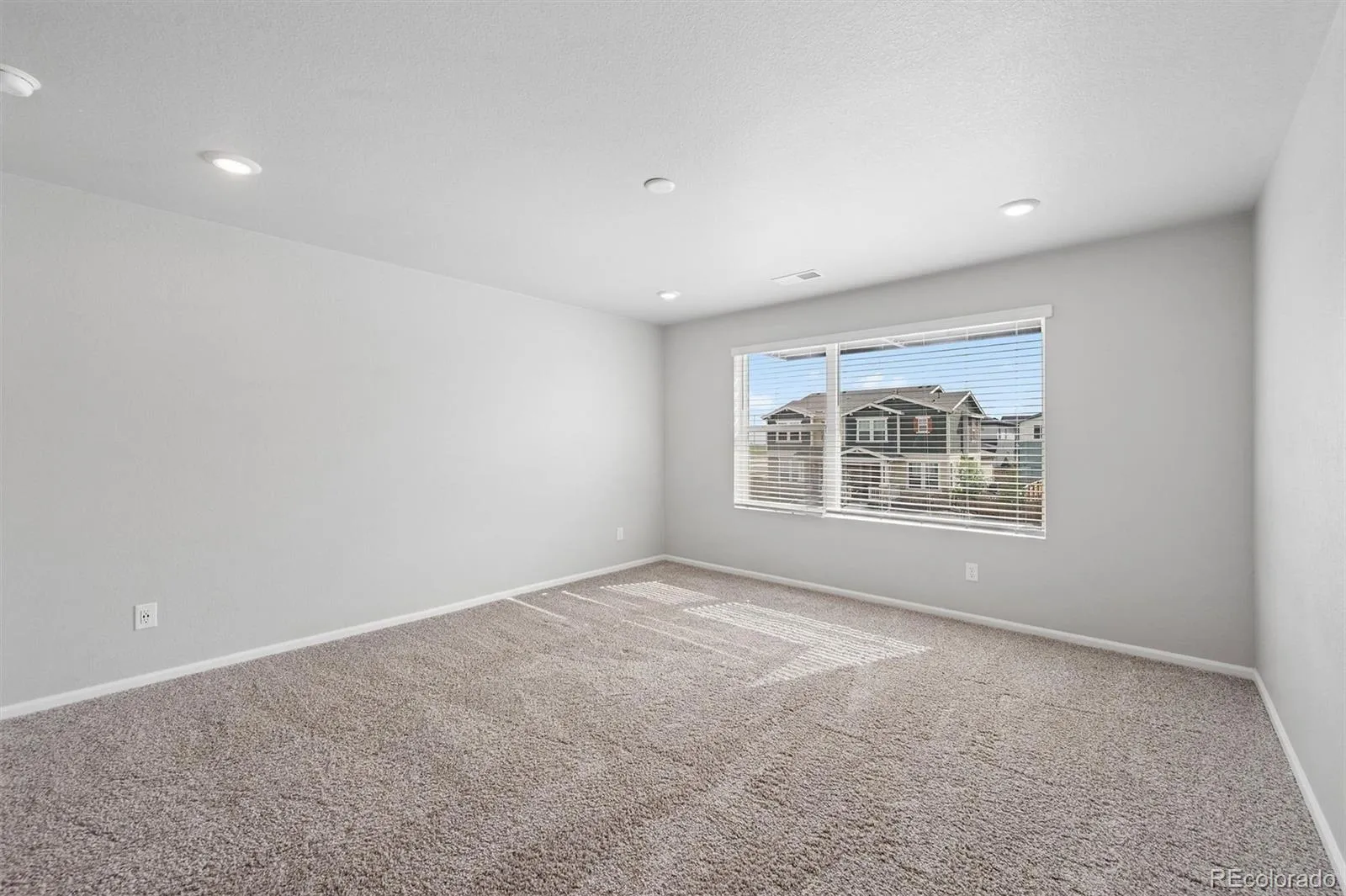 6381 N Malaya Street Aurora CO 80019 | MLS #REC9174706 04182026013739 1600 17