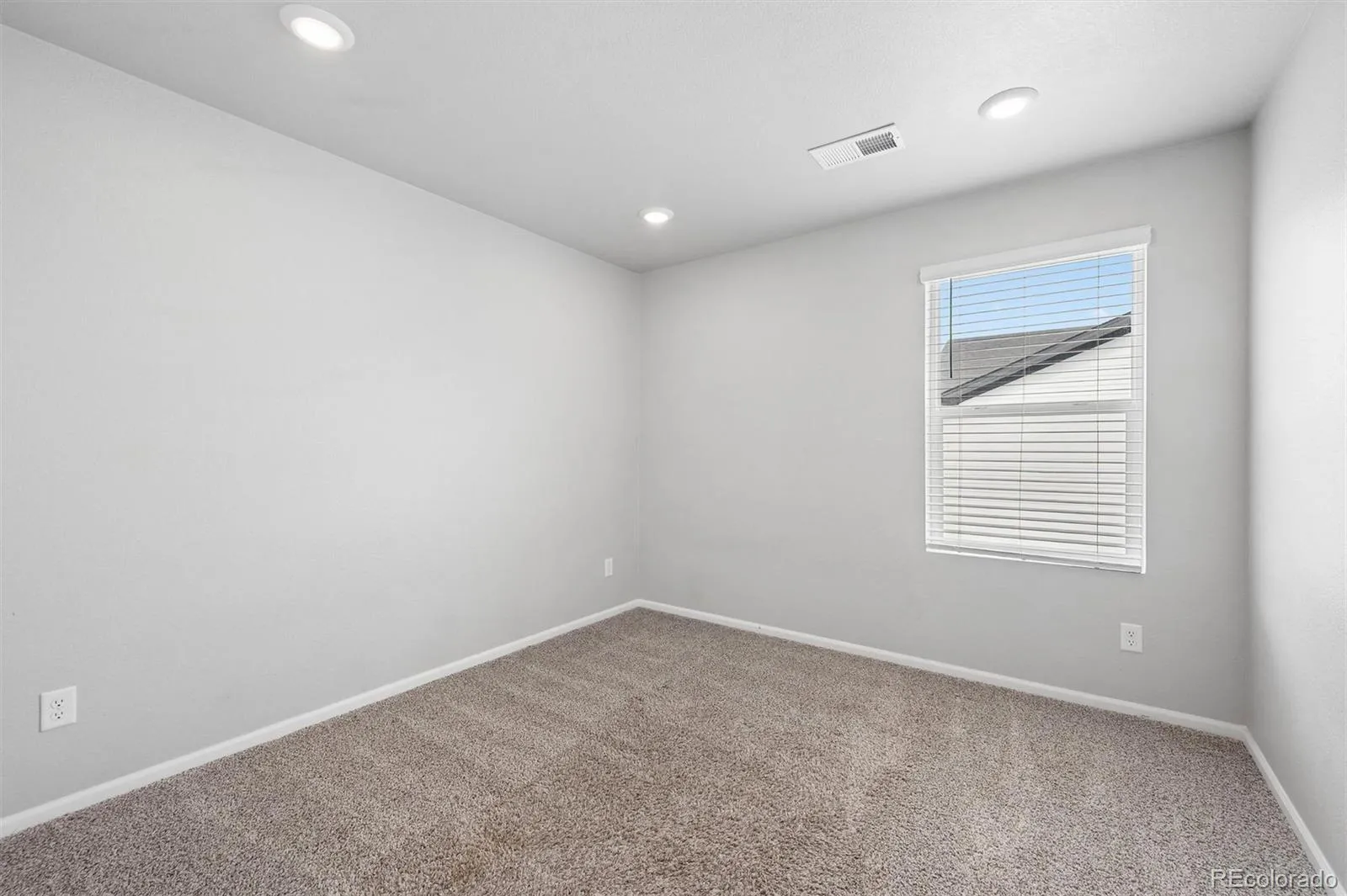 6381 N Malaya Street Aurora CO 80019 | MLS #REC9174706 04182026013739 1600 20