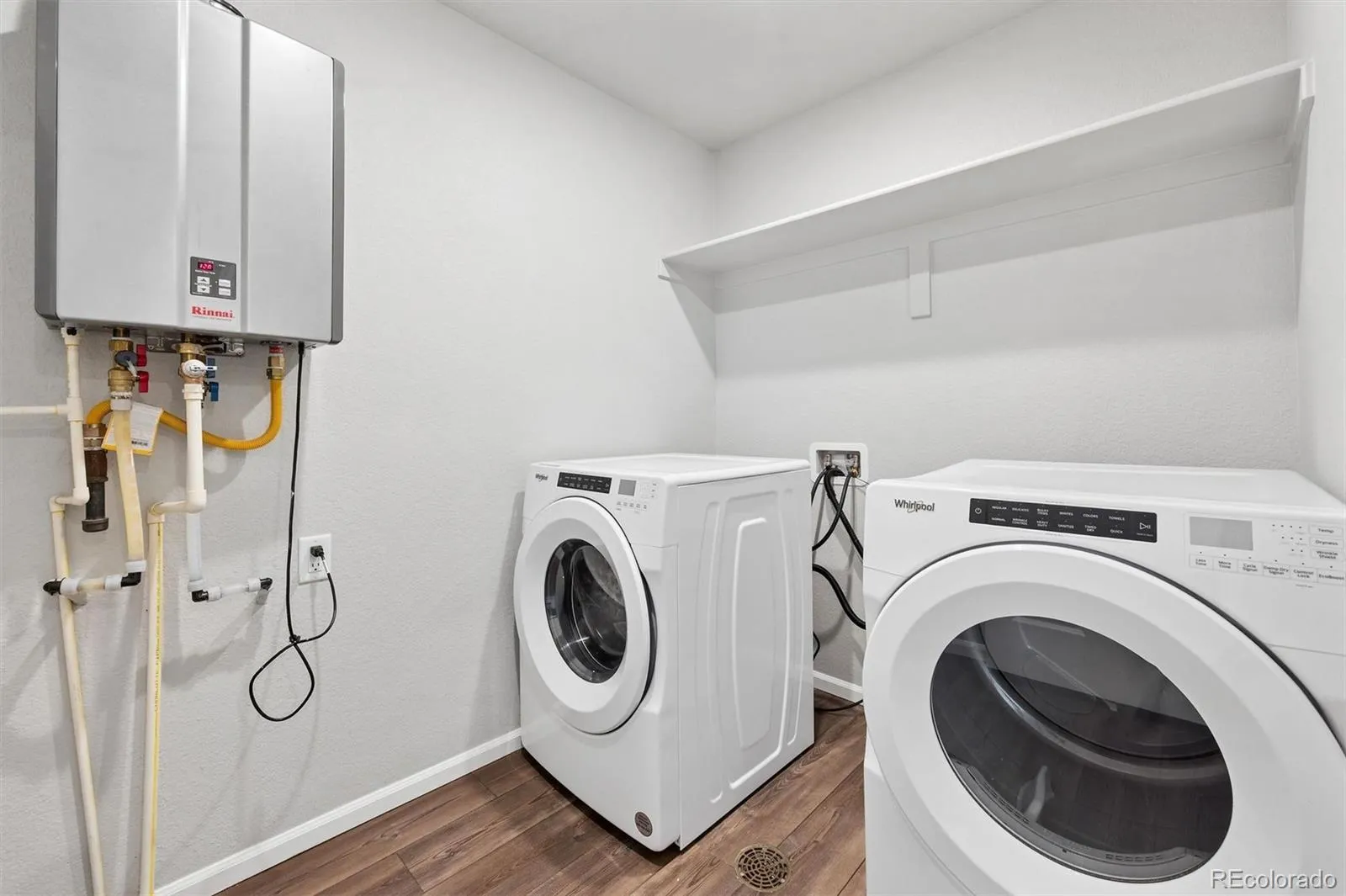 6381 N Malaya Street Aurora CO 80019 | MLS #REC9174706 04182026013739 1600 21