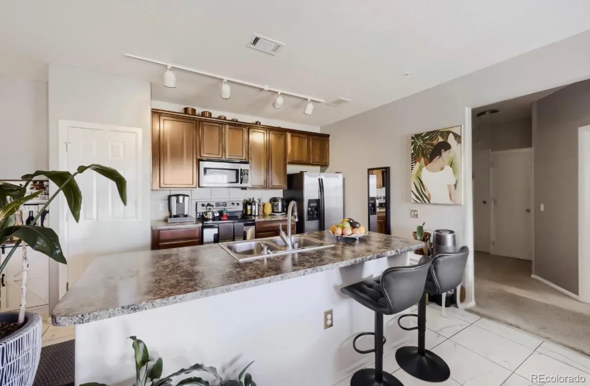 2682 S Cathay Way #205 Aurora CO 80013 | MLS #REC9175013 06302026040711 1200 2