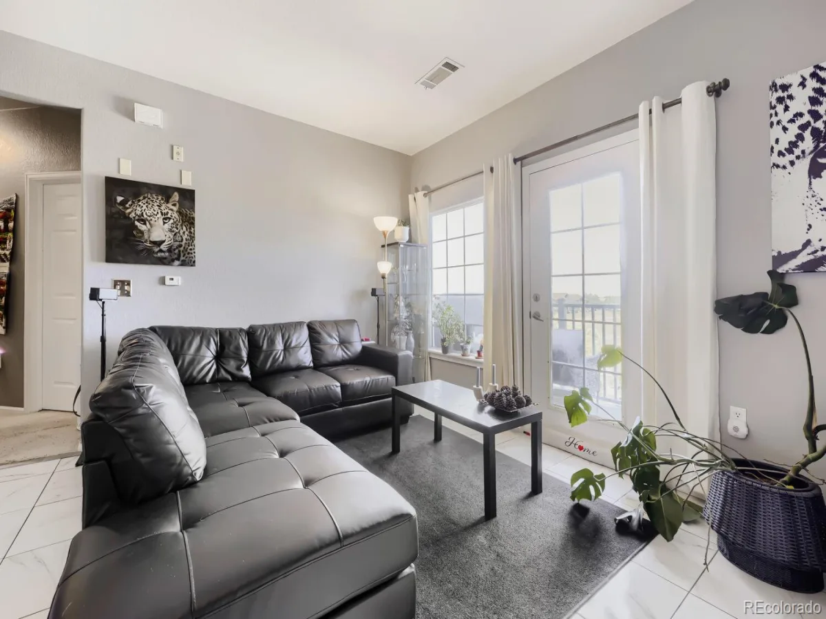 2682 S Cathay Way #205 Aurora CO 80013 | MLS #REC9175013 06302026040711 1200 6