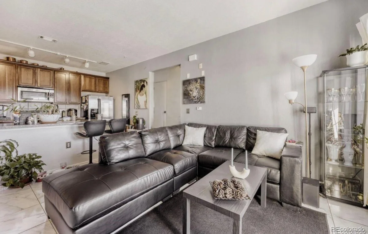 2682 S Cathay Way #205 Aurora CO 80013 | MLS #REC9175013 06302026040711 1200 8