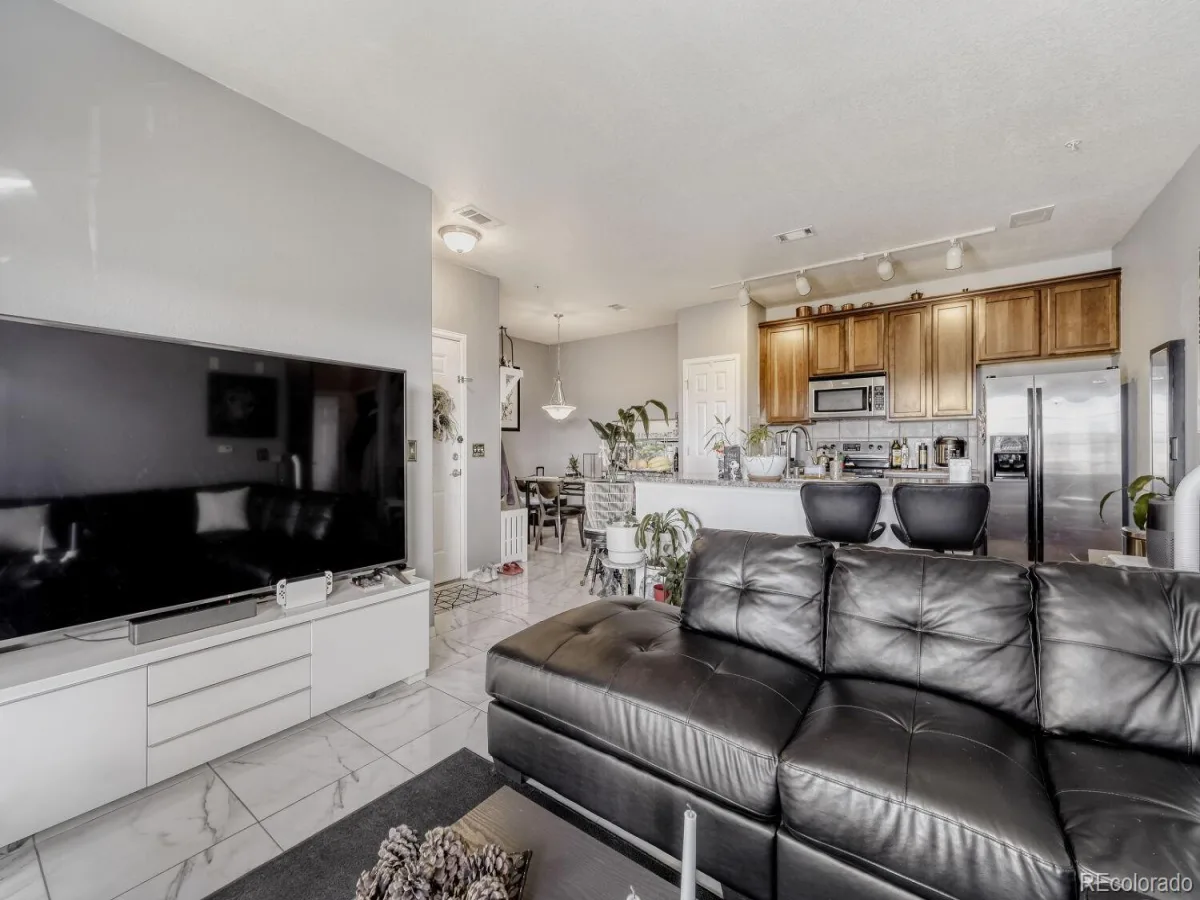 2682 S Cathay Way #205 Aurora CO 80013 | MLS #REC9175013 06302026040711 1200 9
