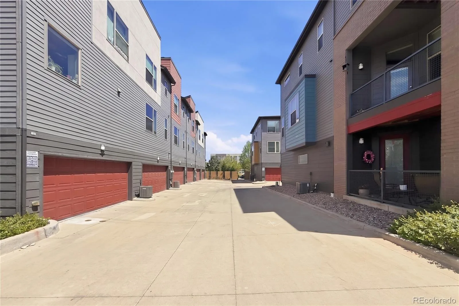 7282 W Virginia Avenue Lakewood CO 80226 | MLS #REC9177813 08262026191617 1600 16