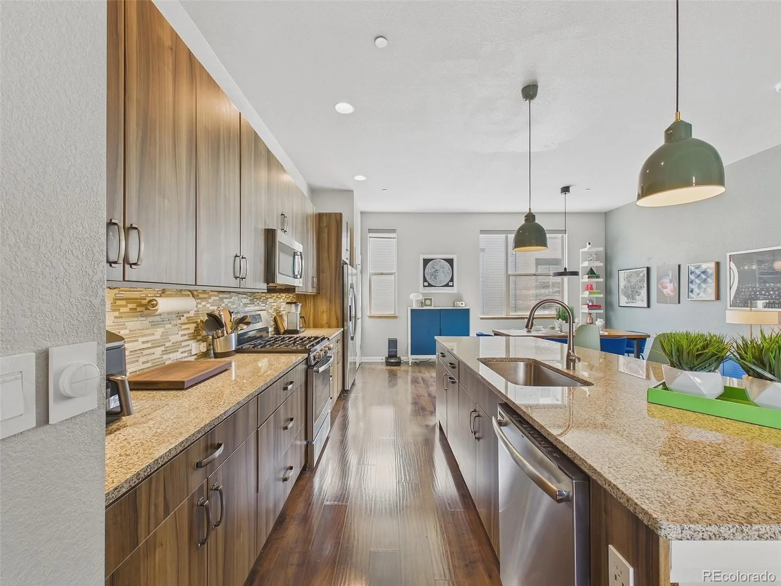 7282 W Virginia Avenue Lakewood CO 80226 | MLS #REC9177813 08262026191617 1600 31